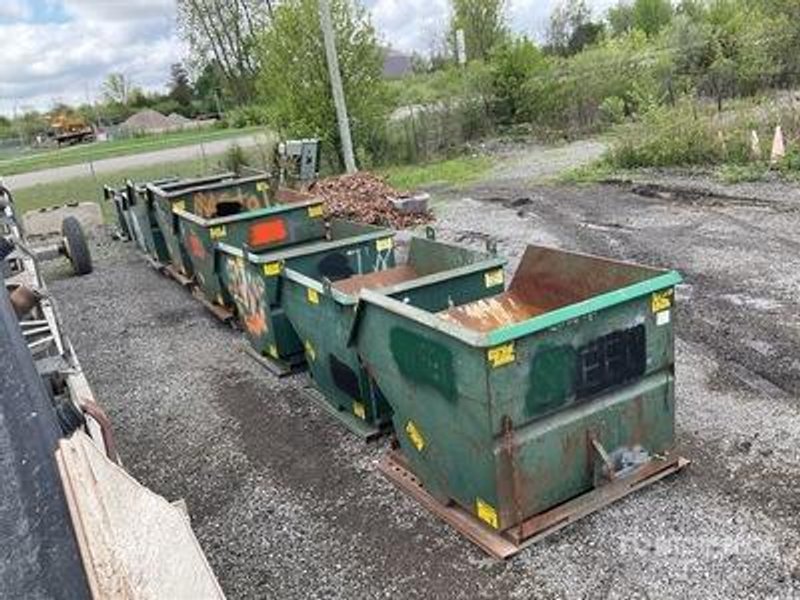 2 CU YD X 4,000 LBS JESCO DUMP HOPPER: STOCK #23211