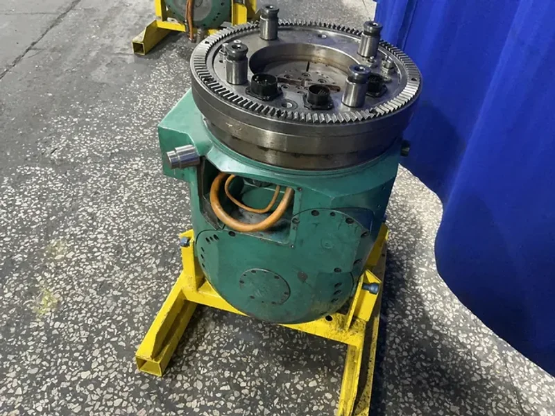 DORRIES SCHARMANN 1:15 TRANSMISSION RATIO MILLING MACHINE HEAD  -  01116