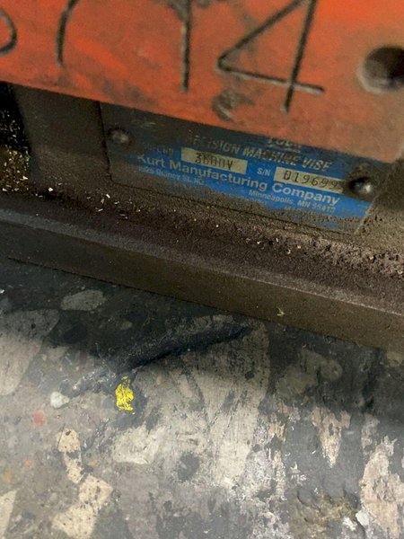 KURT MANUFACTURING CO 6” 6” VISE  -  3600V