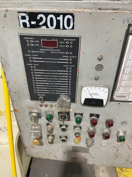 250 TON USI-CLEARING S2-250-84-54 STRAIGHT SIDE DOUBLE CRANK PRESS. STOCK # 0679524