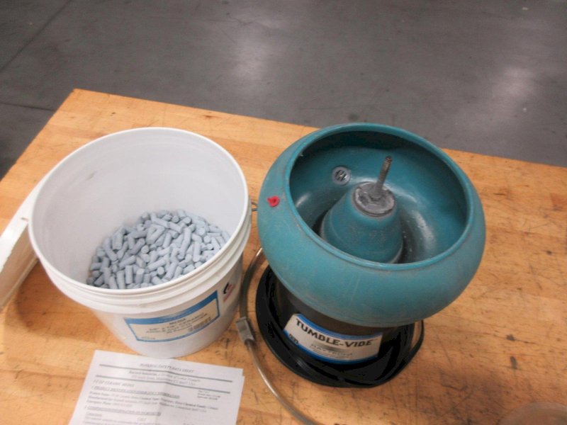 Raytech Tumble-Vibe and 1/3 Bucket of Deburring Media- Auction Item