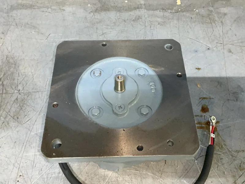 YASKAWA ELECTRIC 1.25HP. 1360/1670/1680RPM 3-PHASE INDUCTION MOTOR  -  UAAGE-5TX