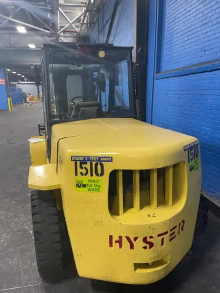 HYSTER 13,800 LBS GAS FORKLIFT   -  H155XL2