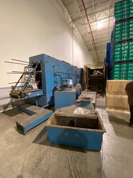 24&quot; x 56&quot; DUNNAGE BT11-2450-GDRB-SS POLY TOTE WASHER. STOCK # 0631221
