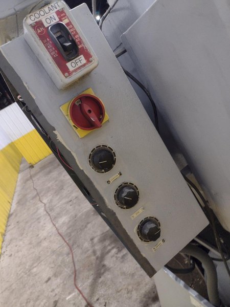 28" X 48" LEBLOND MODEL 3H ENGINE LATHE, 2-1/2" SPINDLE HOLE: YOBRO #24837