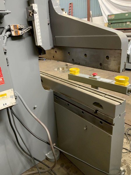 225 TON X 14' CINCINNATI PRESS BRAKE: STOCK #81401