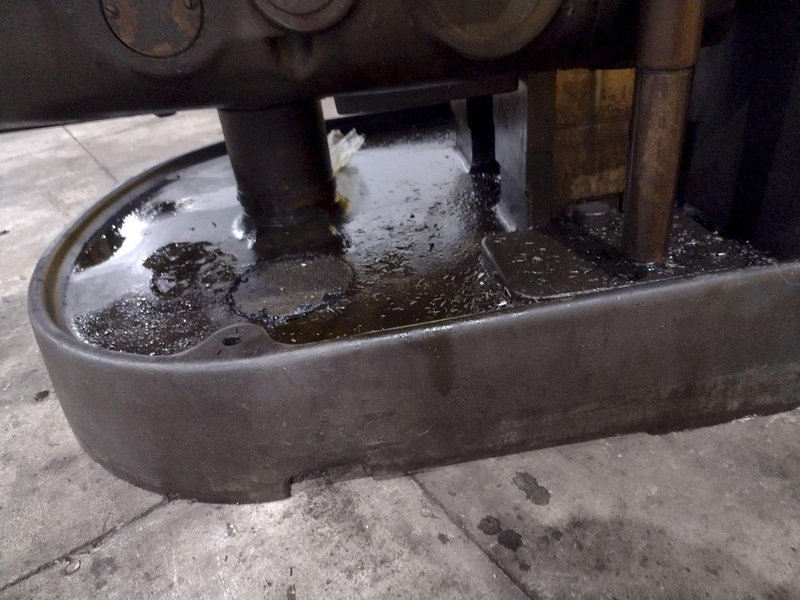 CINCINNATI NO. 4 VERTICAL MILLING MACHINE: YOBRO #24460