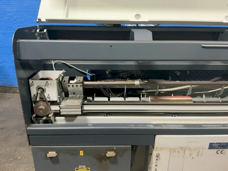 LNS 59” QUICK LOAD SERVO MAGAZINE BAR FEEDER  -  Q L SERVO