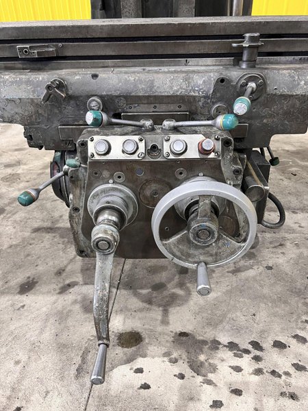 #4 CINCINNATI MODEL #412-16 VERTICAL MILLING MACHINE: STOCK #21132