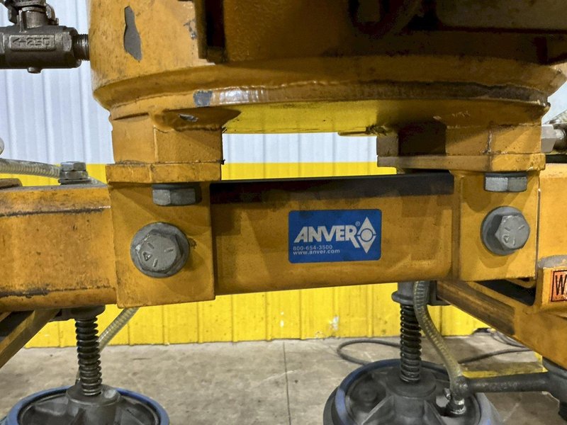 2,000 LBS ANVER MODEL #VLS-07 SELF CONTAINED ELECTRIC POWERED VACUUM SHEET LIFTER: YOBRO #25322