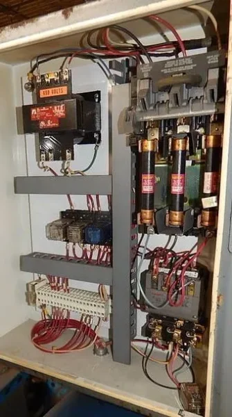 USED TISHKEN 12 TON CUT-OFF PRESS MODEL CO-4-2