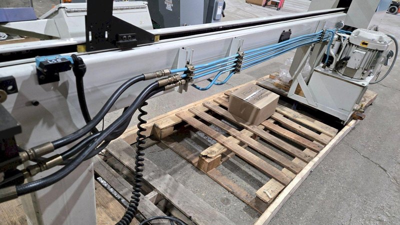 AUTOMATIC HANDLING PIRANHA-10 AUTOMATIC CORE CUTTER 3HP USED