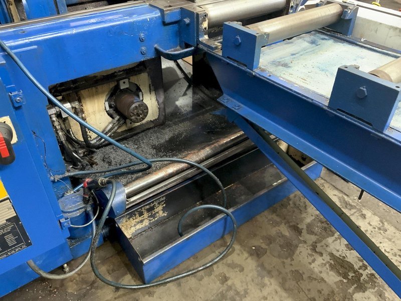 18" X 20" MARVEL MODEL #81APC II VERTICAL BAND SAW: STOCK #80861