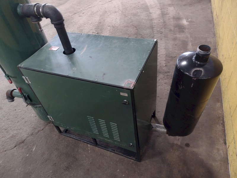 1.5 HP ARCO WAND MODEL #615DMH RECOVERY VACUUM UNIT: STOCK 18572