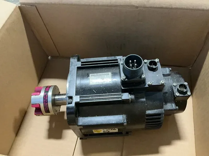 Yaskawa Electric 1500 Rpm Ac Servo Motor  -  Sgmgv-13ade6e