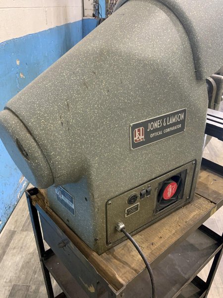 10" JONES &amp; LAMSON OPTICAL COMPARATOR WITH BENCH: STOCK #81203