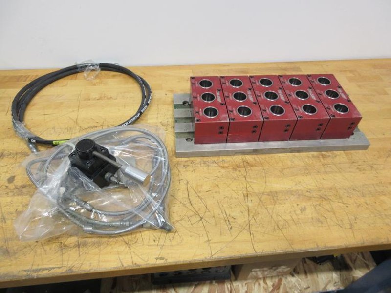 Lexair 5C 5 - Tri-Grip Collet Closer Mounted On Fixture W/ Open/Close Valve - Auction Item