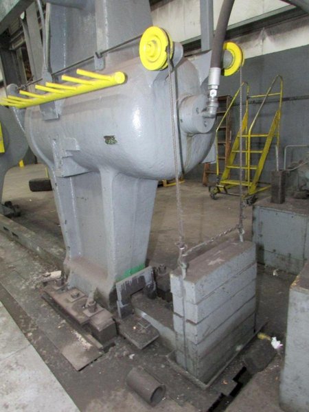 300 TON NILES-BEMENT HYDRAULIC HORIZONTAL WHEEL PRESS. STOCK # 0311123