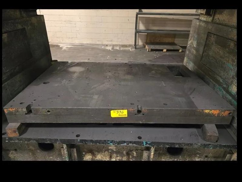 72&quot; x 48&quot; x 3&quot; STEEL RISER PLATE