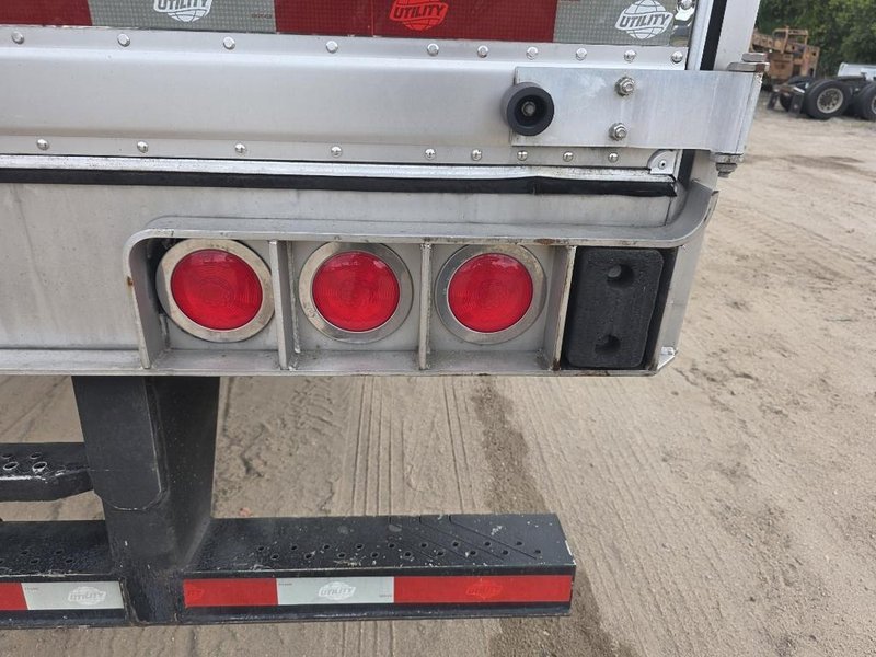 2022 Utility 53 x 102 1UYVS2534N2632821