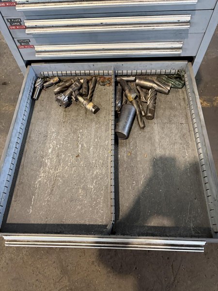 5 DRAWER STANLEY VIDMAR CABINET. STOCK #0542526