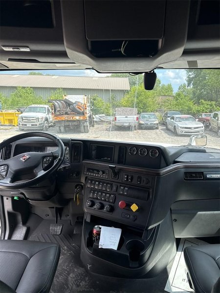 2023 International LT625 3HSDZAPR2PN563626