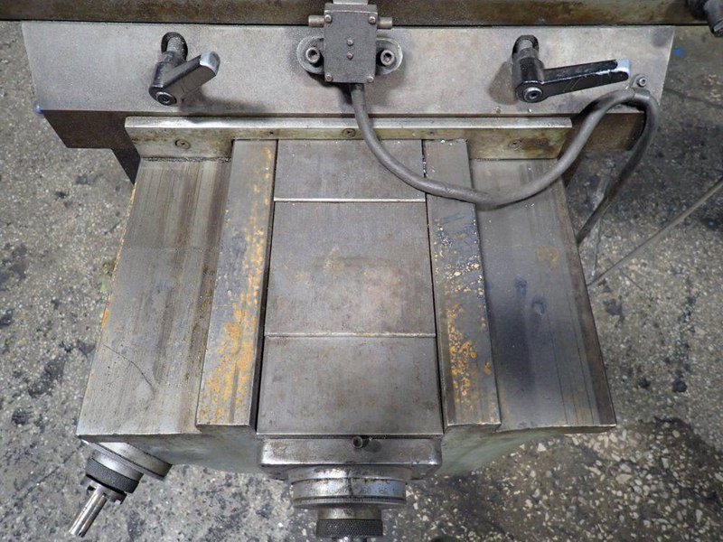 COMET 10" X 50" VERTICAL MILL