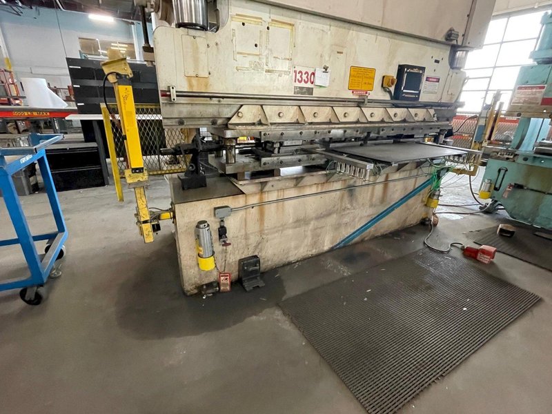 100 TON X 10' WYSONG HYDRAULIC PRESS BRAKE: STOCK #76648