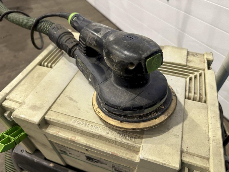 FESTOOL MODEL CT 33 E VACUUM WITH SANDER : STOCK #77443