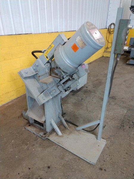 6" X 6" X 1/2" WHITNEY MODEL 609-250 HYDRAULIC ANGLE SHEAR