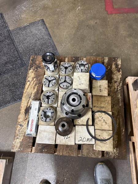 2011 Okuma LB3000EX-MYW/450 Used CNC Lathe For Sale