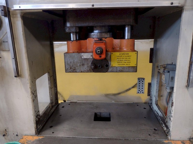 33 TON WATERBURY FARREL MODEL 33S HYDRAULIC GAP FRAME PRESS: STOCK 17145