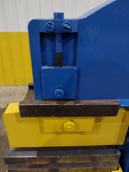 50 TON PIRANHA MODEL #P50 HYDRAULIC IRONWORKER: STOCK #23214