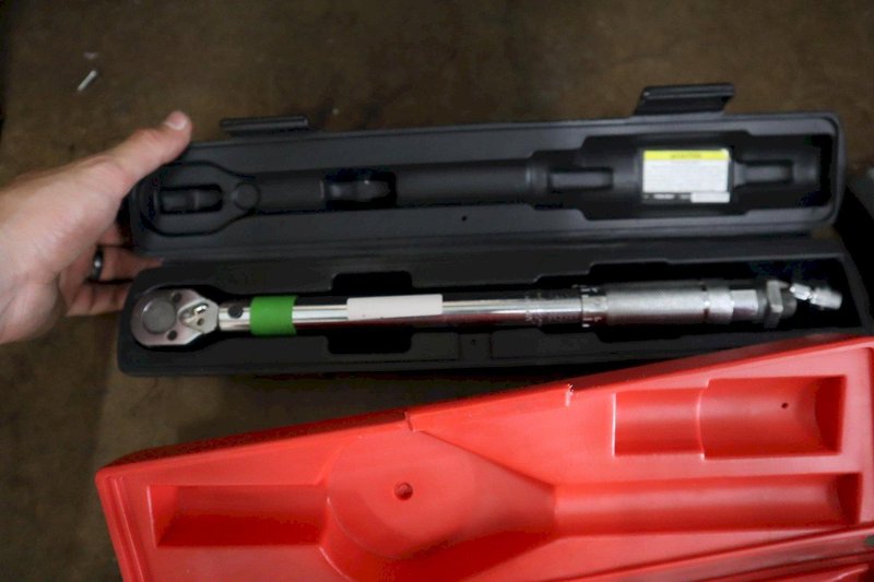Torque Wrench Ratchets, Adjustable, Craftsman, Snap-On and Others, 1/4", 3/8", 1/2" Drives- Auction Item