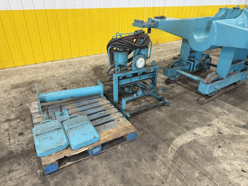 500 TON DRILL QUIP HORIZONTAL HYDRAULIC WHEEL PRESS WITH VICKERS HYDRAULIC UNIT: STOCK #23422