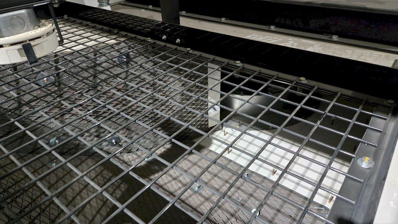 ROBOVENT FILTERED EXHAUST SYSTEM FUME EXTRACTOR USED