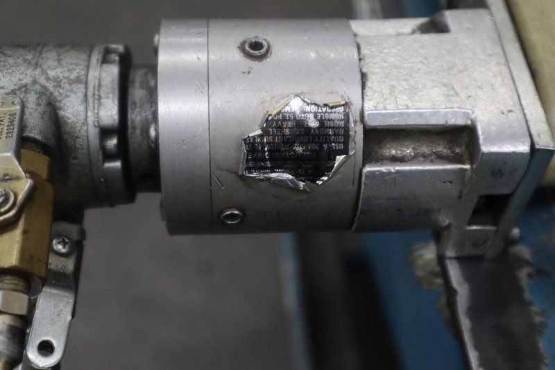 Pneumatic Slug Conveyor with 18" x 48" Conveyor with Gast Belt Drive- Auction Item