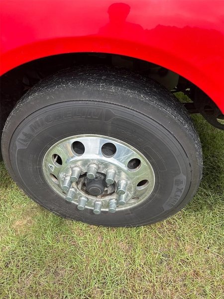 2019 International LT625 3HSDZAPR0KN125888