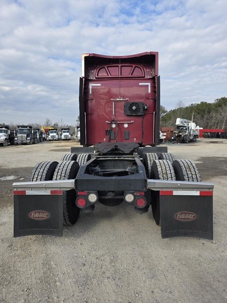 2022 Peterbilt 567 804181