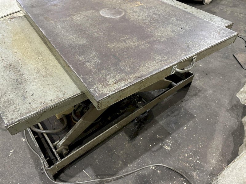 36&quot; X 60&quot; HYDRAULIC SCISSOR LIFT TABLE: STOCK #77619