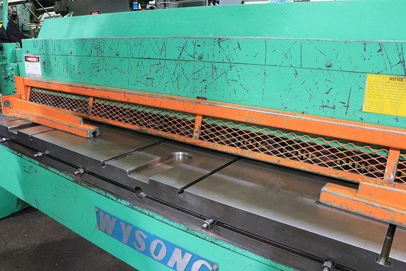 1/4" X 10' WYSONG MECHANICAL POWER SQUARING SHEAR MODEL 1025