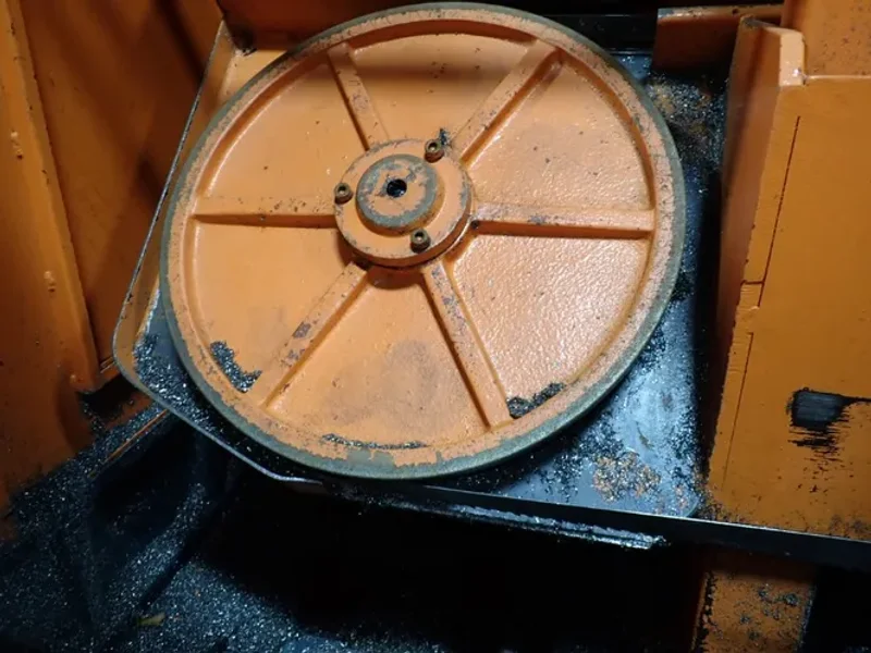 COSEN MACHINERY INDUSTRIAL CO 10" X 11" HORIZONTAL BAND SAW  -  C2