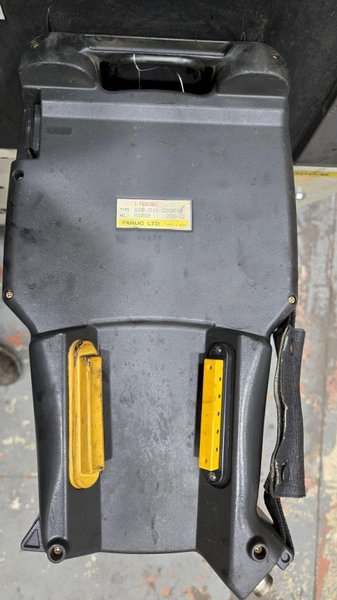 FANUC – R2000IB/210 W/ R-30IA Controls USED