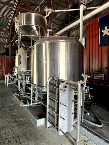 Alpha Brewing Operations 30 Barrel 2 Vessel Brew System, Grist Case and Oversized Heat Exchanger, 2015