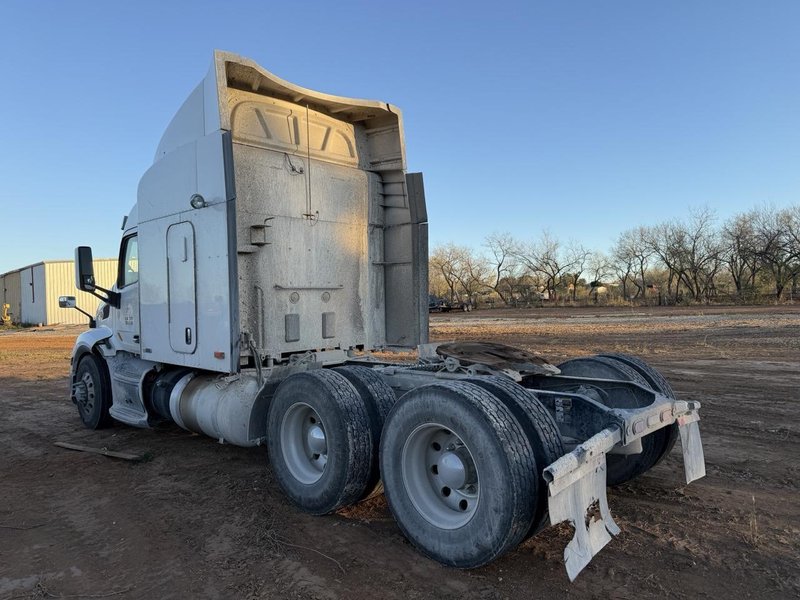 Peterbilt 579 Sleeper Truck, 2018 – 6×4 Axle