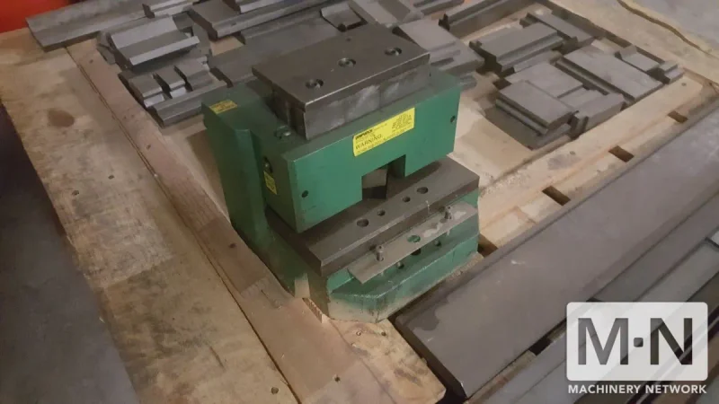 WYSONG MODEL 3572 PRESS BRAKE