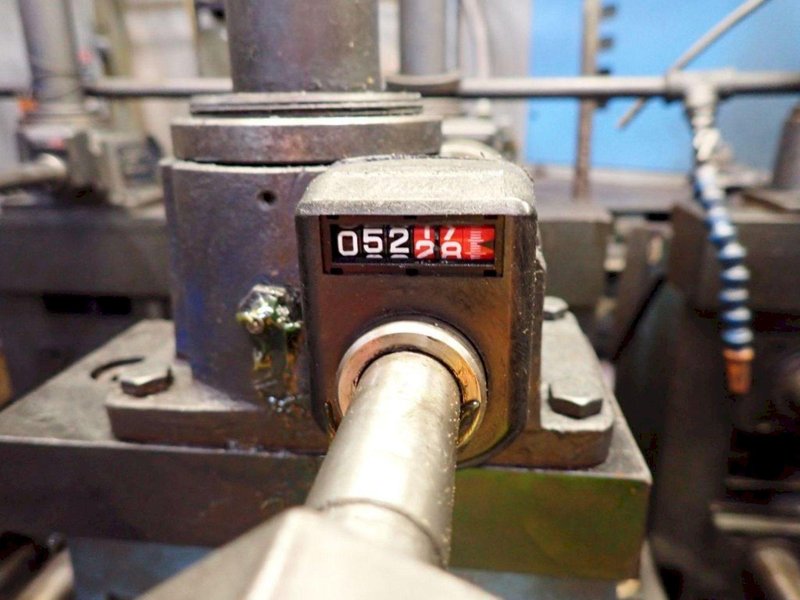 YODER M2 MILL: YOBRO #24311