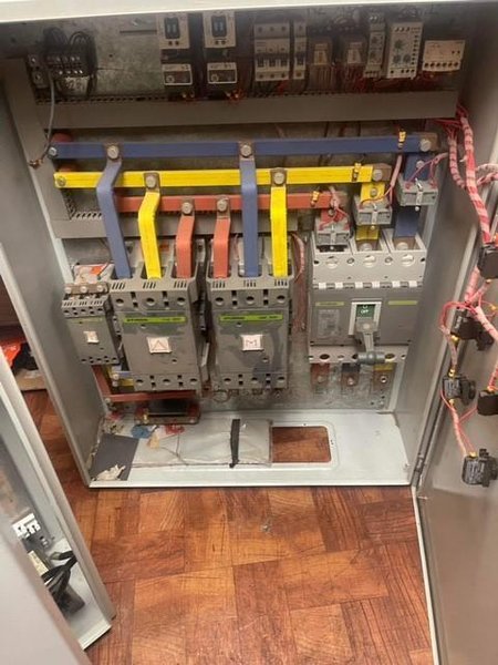 10-15 TON PER HOUR INDUSTRIAL TIRE SHREDDER STOCK #2991