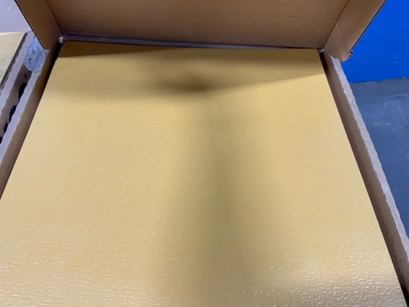 FLEXCO 18”X18”X1/8” FLOOR TILES   -  SE-061/se-023