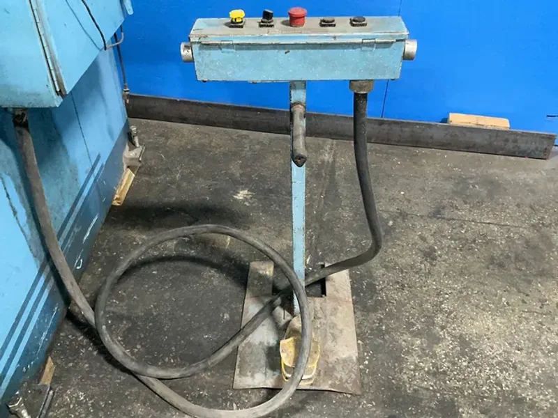 MASTER-FAB 12 FT, 175 TON PRESS BRAKE  -  PAB 175-12